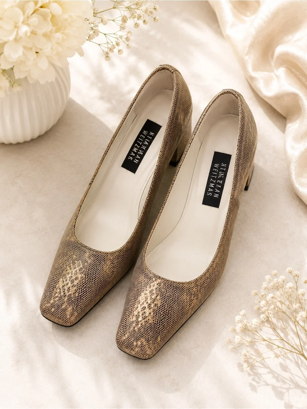 Stuart Weitzman Gold Snakeskin Square Toe Block Heel Pumps Women’s Size 9 AA
